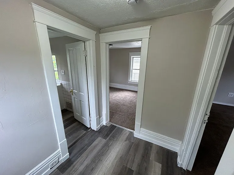 109 Kent Ct — Photo 8