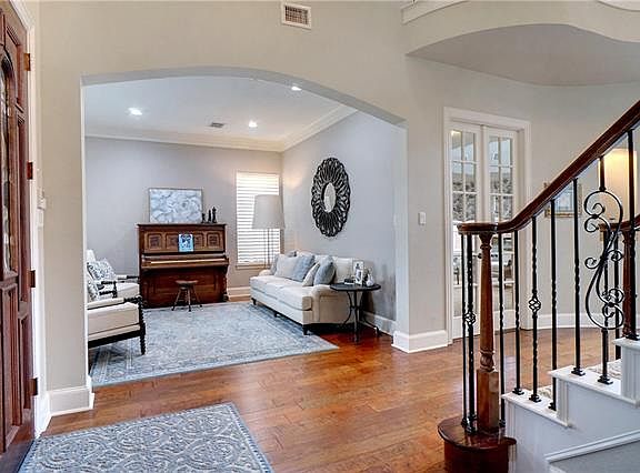 3rd image of 2701 Sir Lancelot Blvd