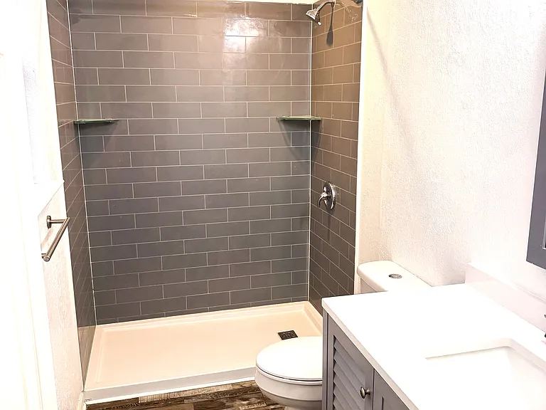 1102 Katelyn Cir — Photo 16