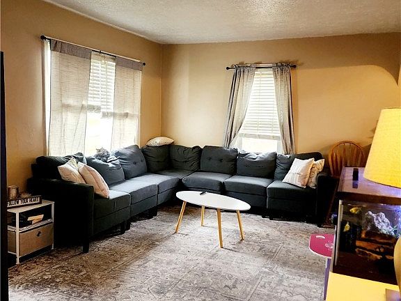5th image of 113 Golf Ave