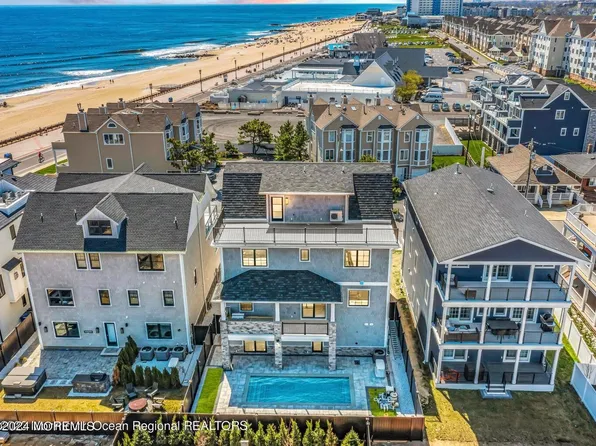 13 Ocean Ter, Long Branch, NJ 07740