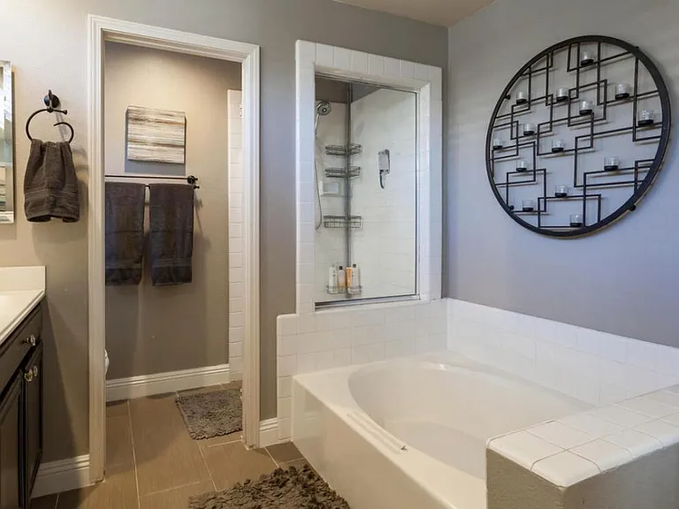 12390 Alderglen St — Photo 15