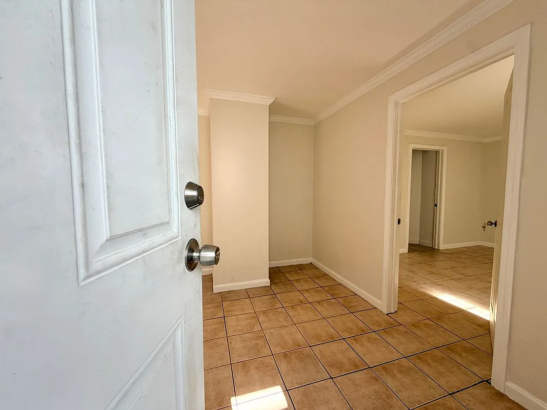 1 bed, 1.0 bath, 559 sqft, $1,300 — Photo 4