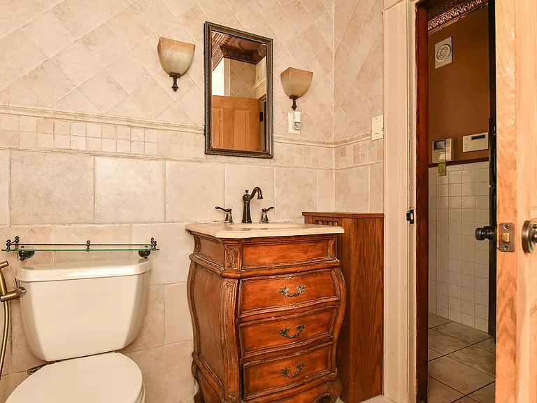 610 Columbia Ave #1 — Photo 16