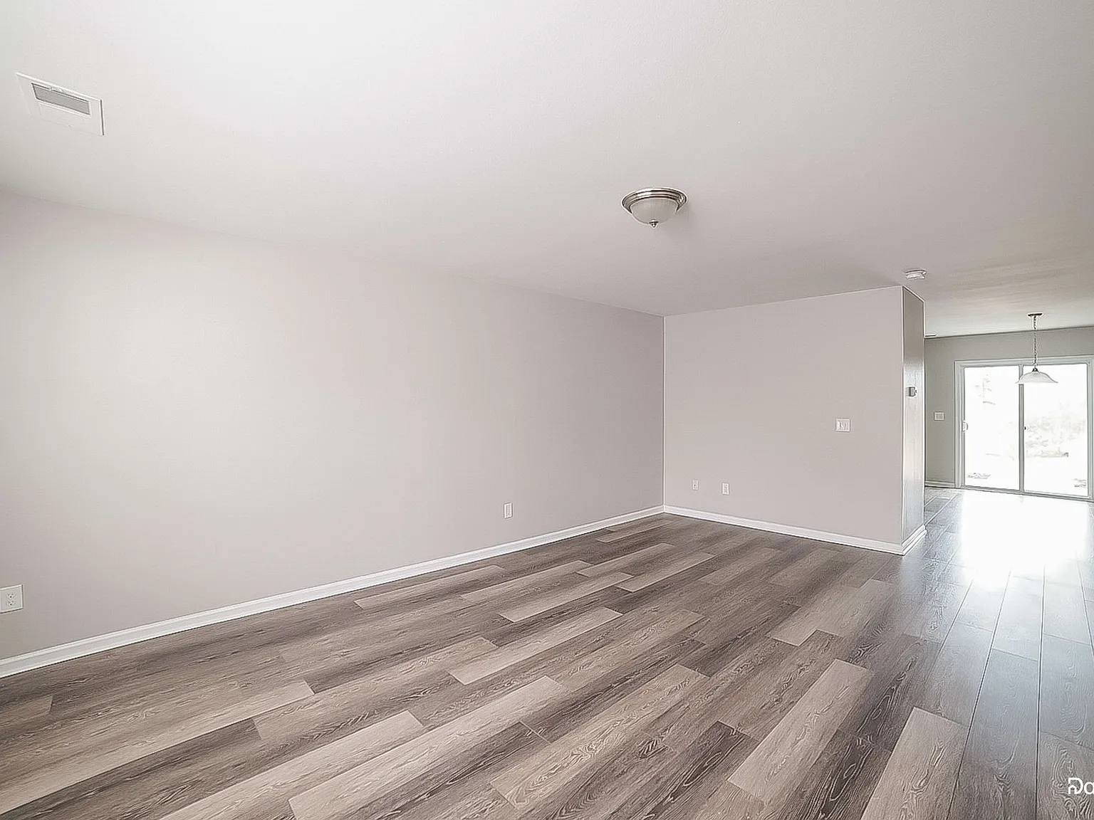 3 bed, 2.5 bath, 1736 sqft, $1,820 — Photo 4