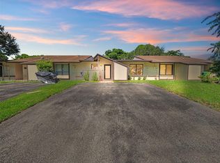 11295 SW 116th Ter, Miami, FL 33176