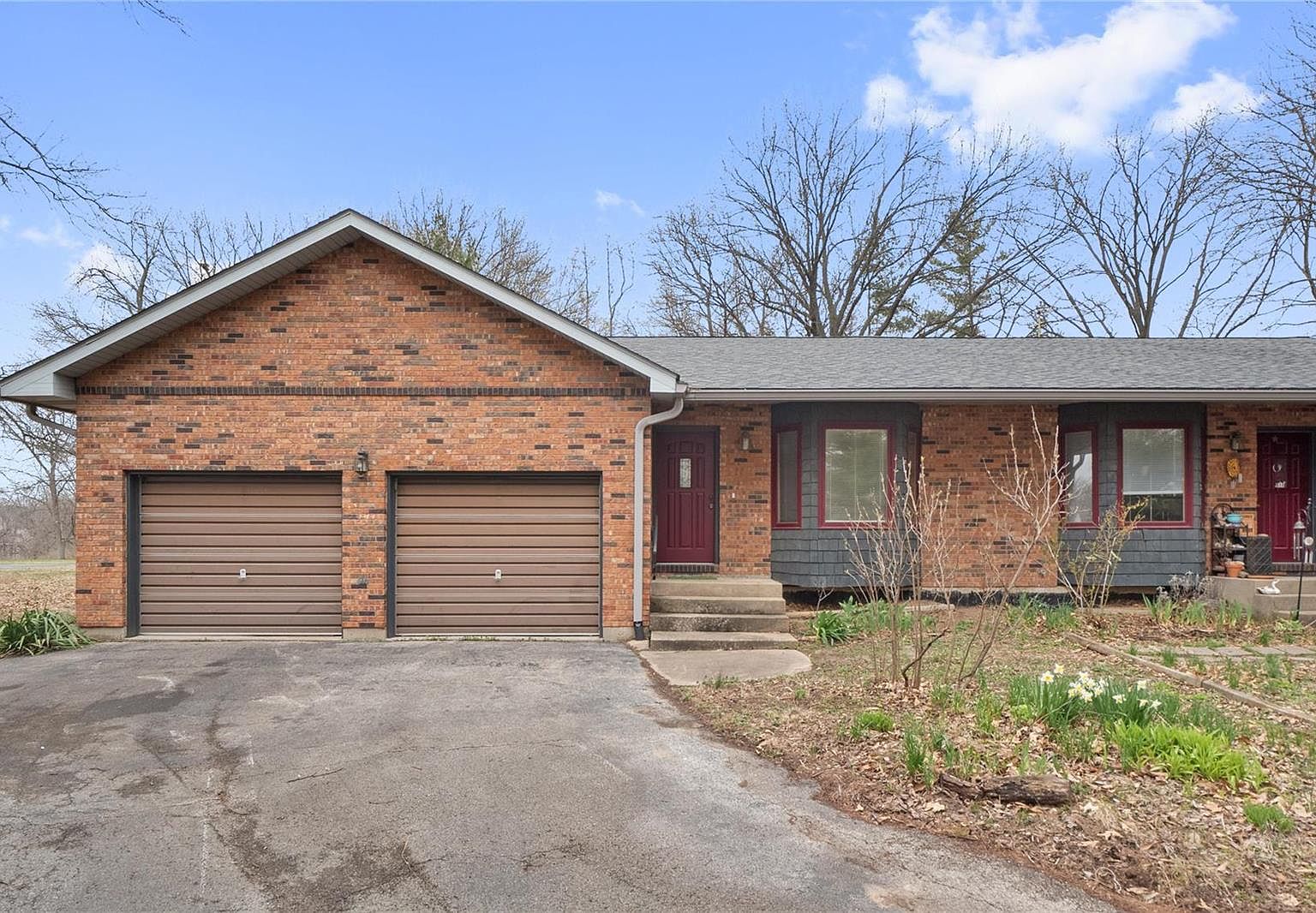 406 Glen Carbon Rd, Glen Carbon, IL 62034 MLS 23047370 Zillow