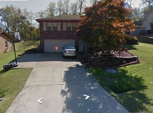 2612 Patio Ct, Louisville, KY 40214