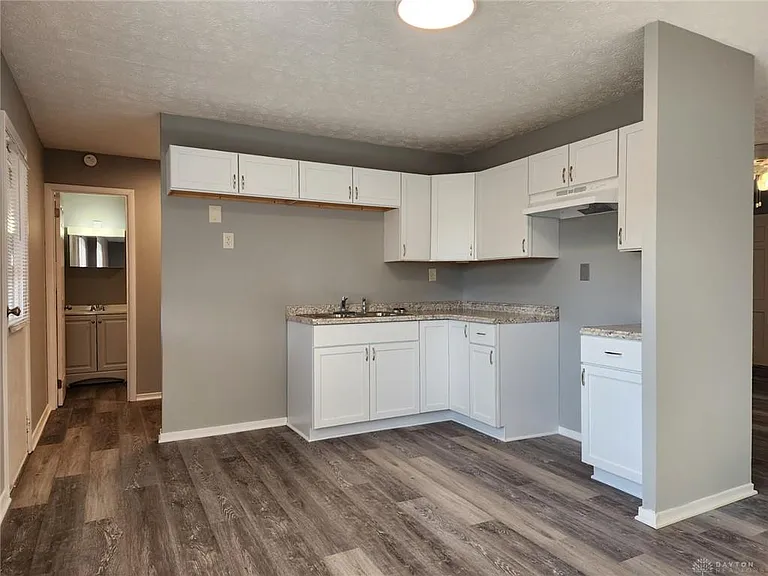 1633 Reid Ave — Photo 7