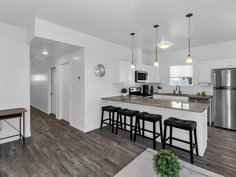 566 Graff Dairy Ct — Photo 7