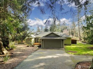 201 Rainier Lane, Port Ludlow, WA 98365
