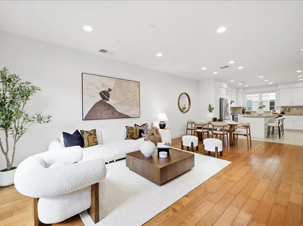 2927 Kaiser Dr, Santa Clara, CA 95051