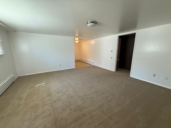 626 Maple St APT B