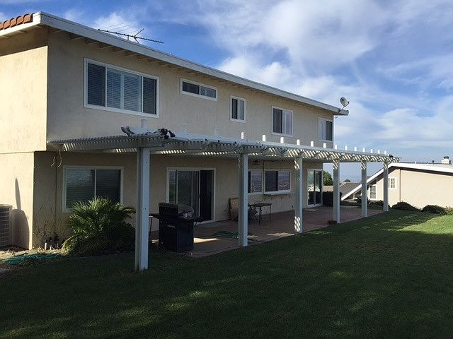 HOUSE FRONT