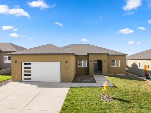 325 Hogan St, Sunnyside, WA 98944