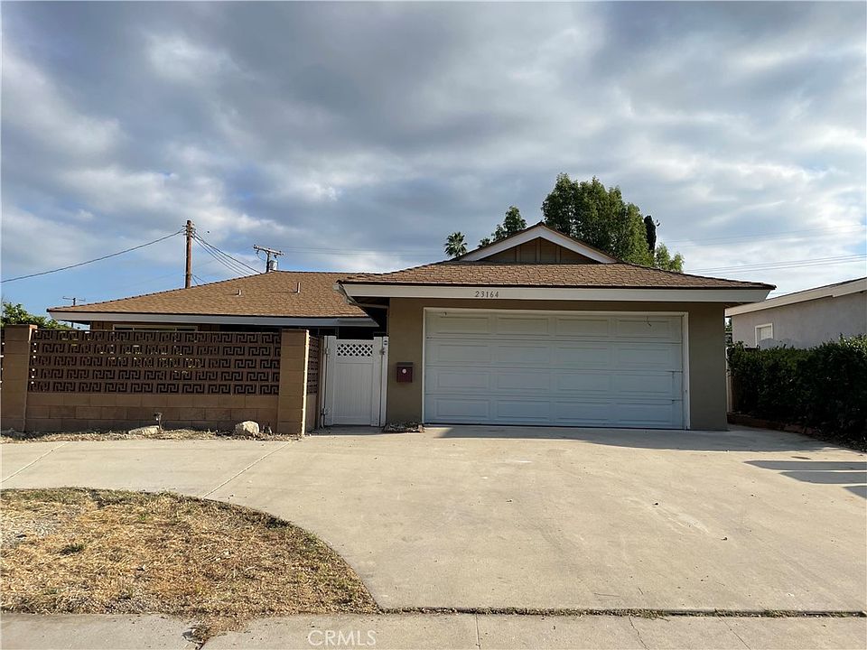 1st image of 23164 Jonathan St