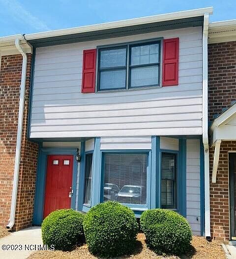 1st image of 319D Saint Andrews Dr