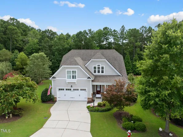 331 Apalachia Lake Dr, Fuquay Varina, NC 27526