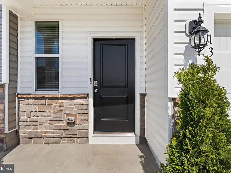 138 Willett Hollow St — Photo 7