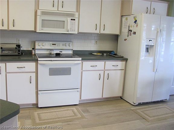 4th image of 3258 E Pebble Creek Dr