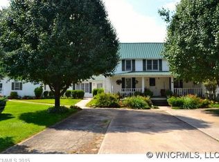 132 Teagues Loop, Waynesville, NC 28785