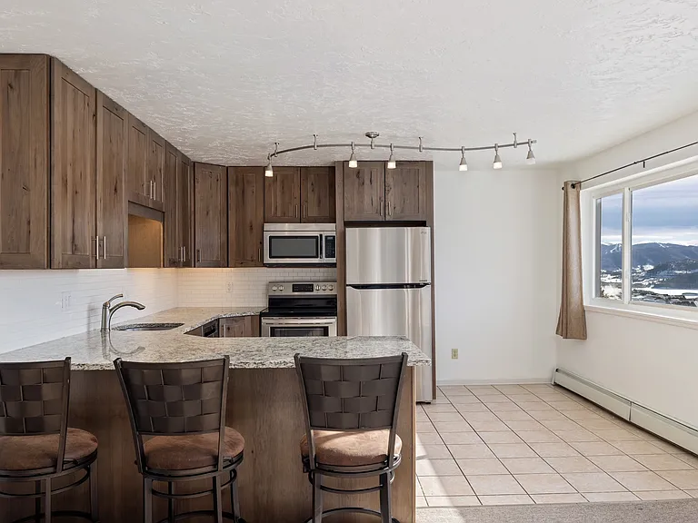 9800 Ryan Gulch Rd #201 — Photo 6