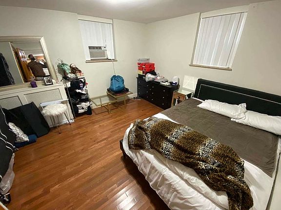 5th image of 33-38 28th St #1
