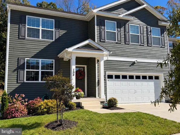 154 Pollen Dr, La Plata, MD 20646