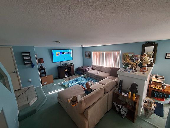 5th image of 10211 Crepe Myrtle Ct