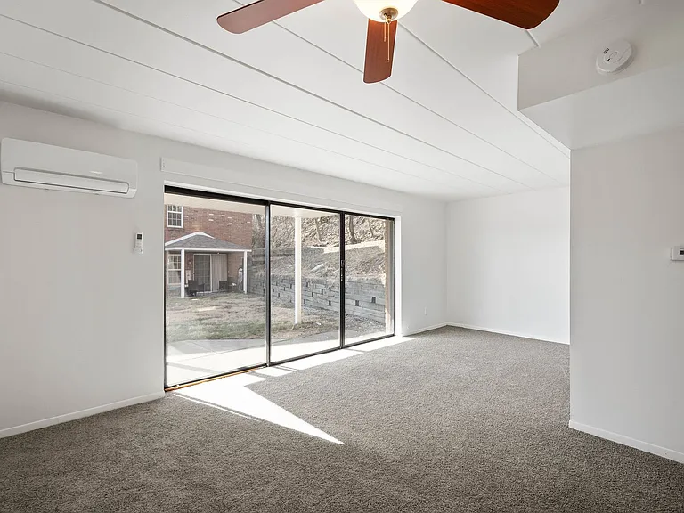 2850 Washington Blvd — Photo 7