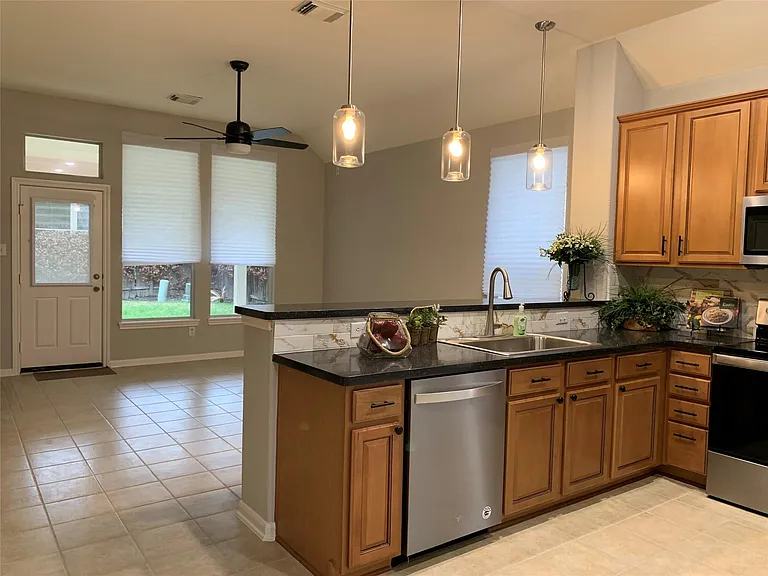 46 Patina Pines Ct — Photo 13