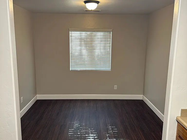 4117 S Crenshaw St — Photo 7
