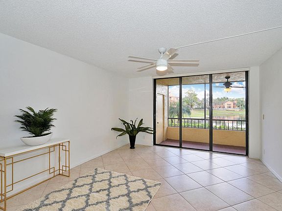 4th image of 2070 Homewood Blvd #1080