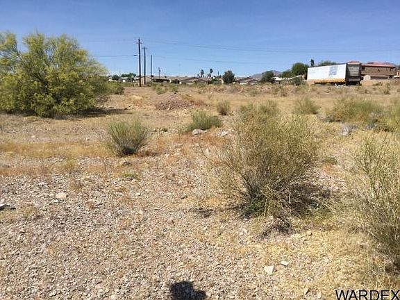 5th image of 3169 Maricopa Ave