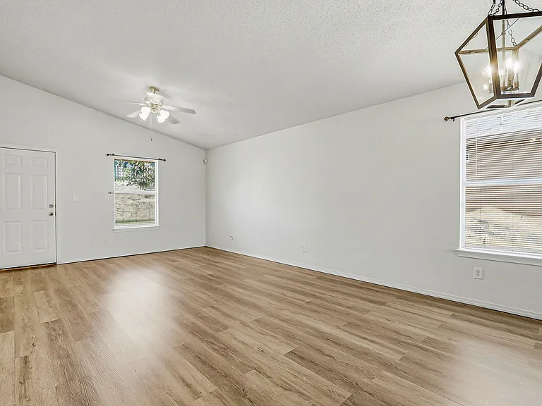 7261 Sachet Cliff Dr — Photo 25
