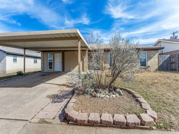 6924 Richardson Dr, Watauga, TX 76148