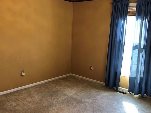 5th image of 3854 Harrow Dr