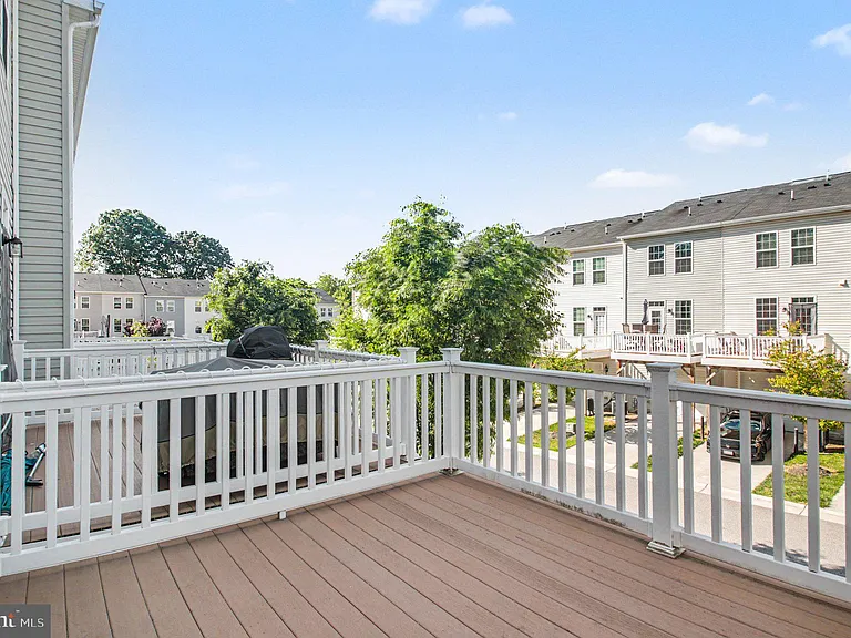 1643 Dorothy Ln — Photo 22