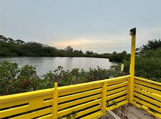 6957 Edgewater Dr, New Port Richey, FL 34652