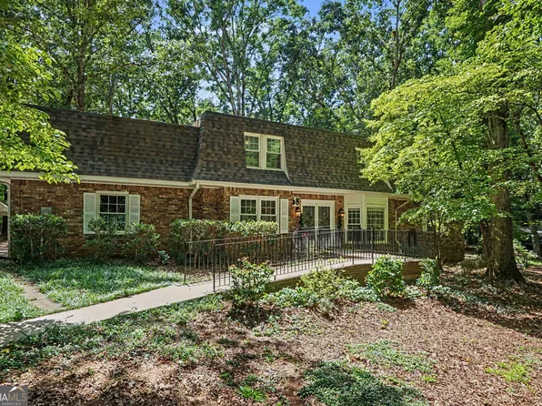 168 Great Oak Dr, Athens, GA 30605