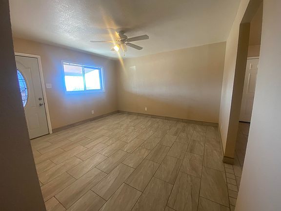 3rd image of 506 Scenic Dr