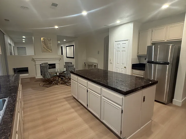 4790 Preston St — Photo 5