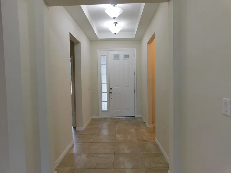 2135 Donahue Dr — Photo 21
