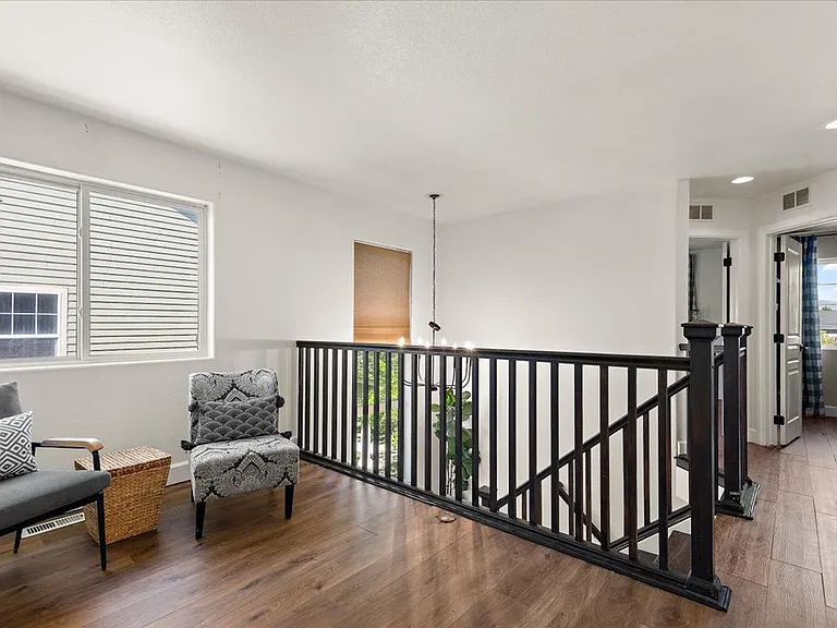 2475 Saint Paul Dr — Photo 18
