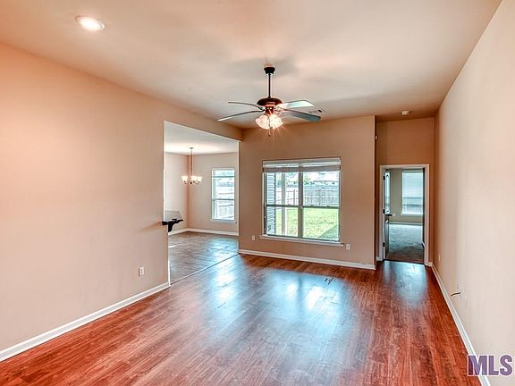 3rd image of 13875 Arbor Walk Dr
