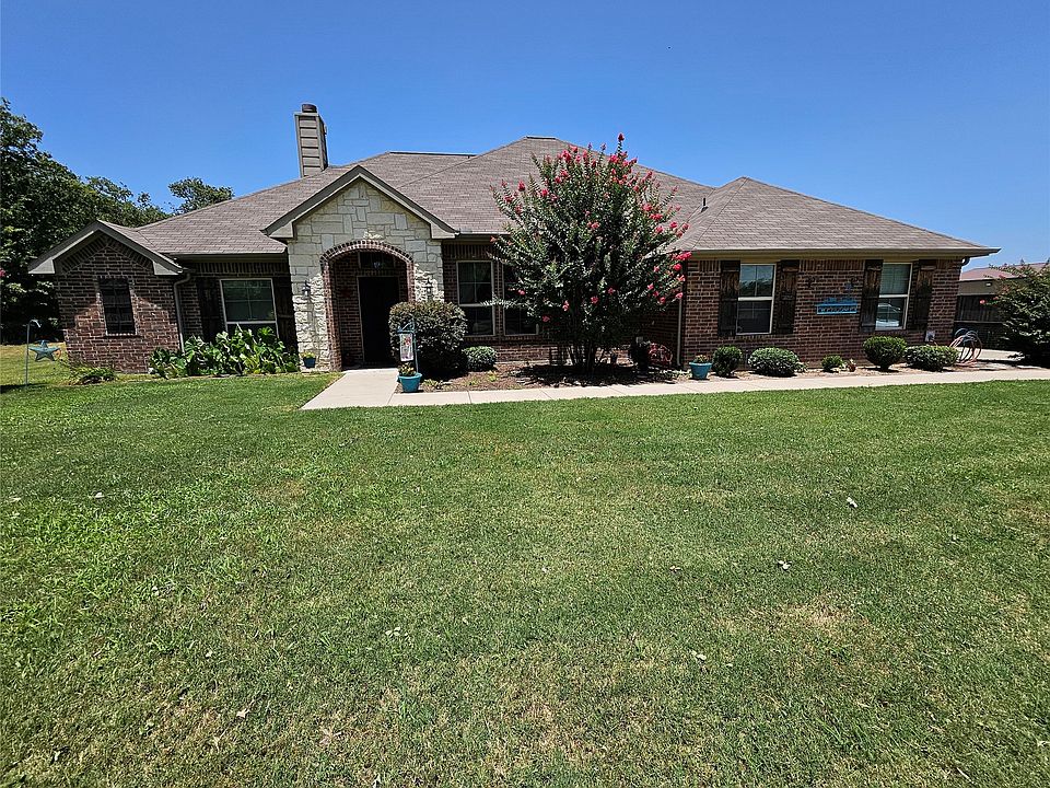 1st image of 125 Brady Coleman Ln