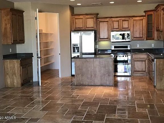 3rd image of 12040 N Saguaro Blvd #204