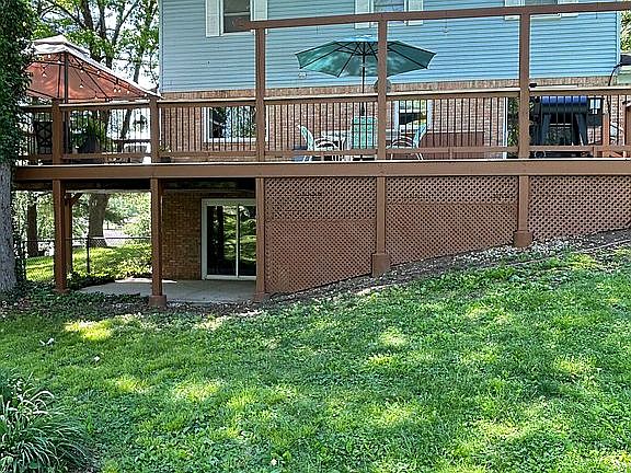 2nd image of 15830 E Lake Shore Drive North Ct