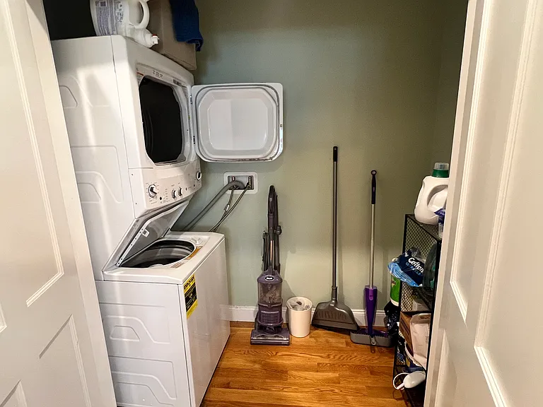 200 L St #1 — Photo 8