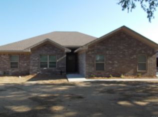 1896 Lake View St, Kensett, AR 72082